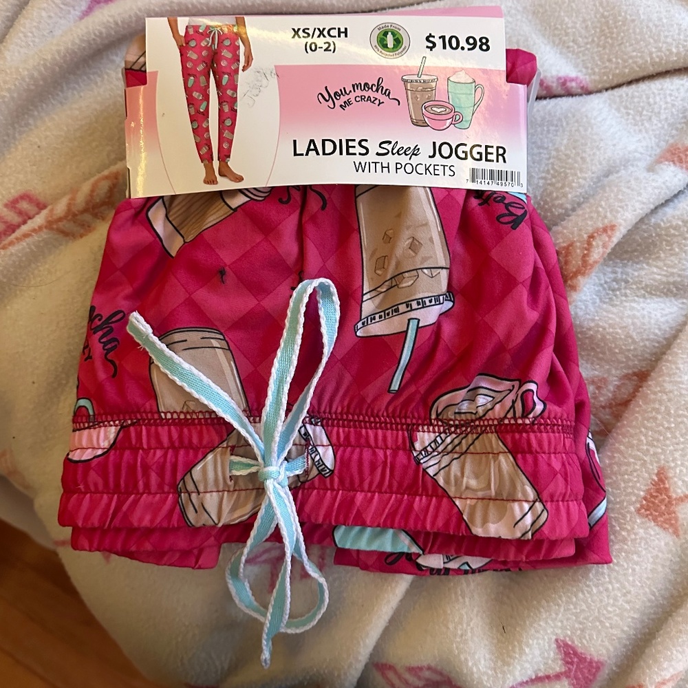 NWT Ladies Sleep Joggers W/ Pockets